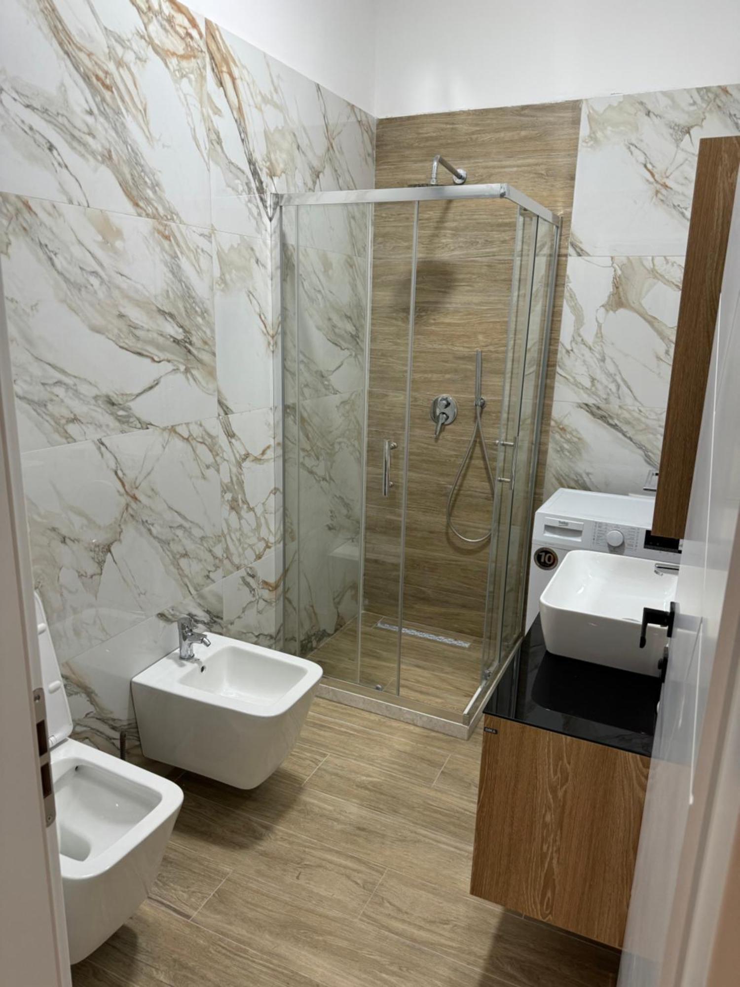 Isla'S Luxurious Seaside Apartments Durrës 外观 照片